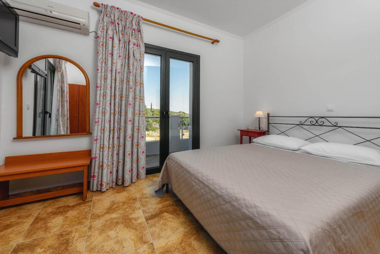 Alonaki Apartments Agios Leon Экстерьер фото