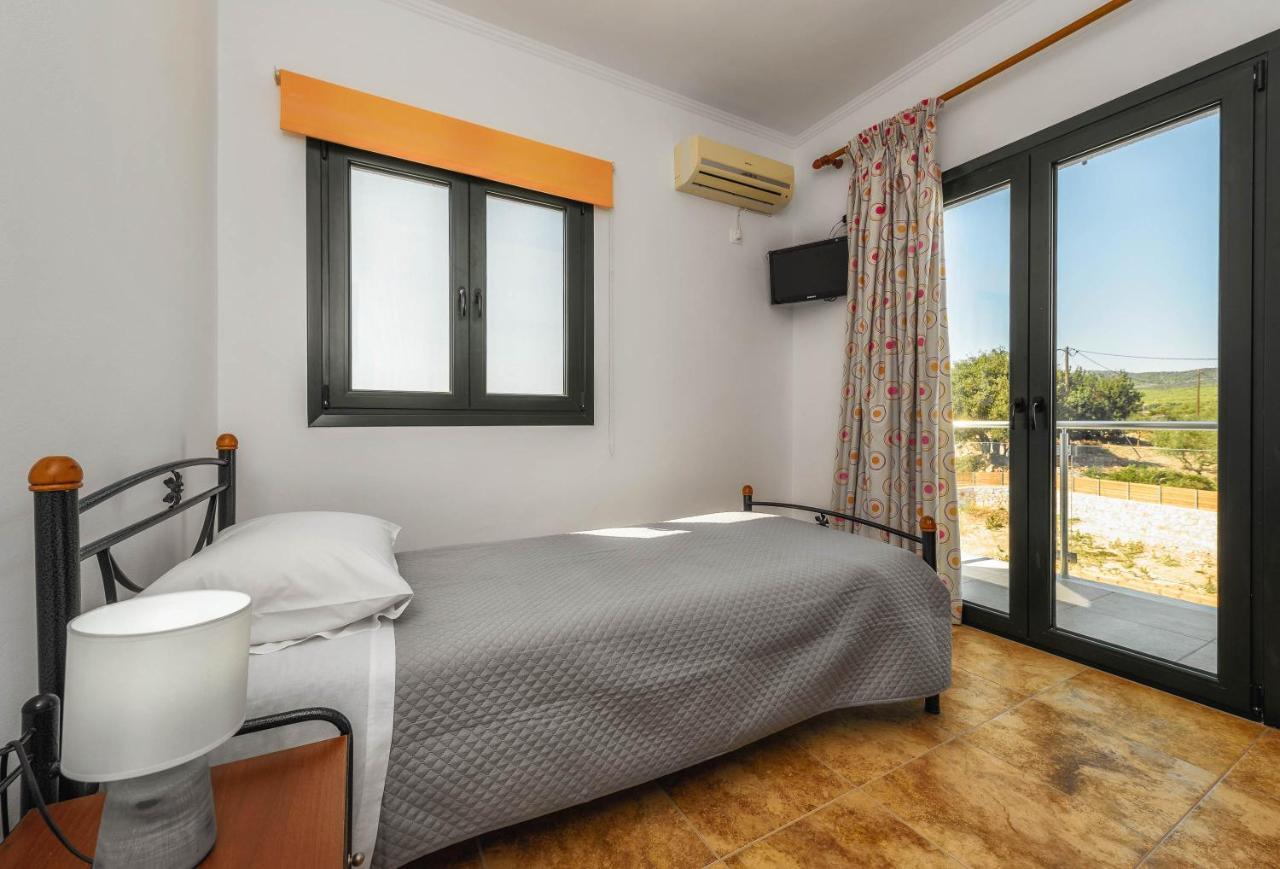Alonaki Apartments Agios Leon Экстерьер фото
